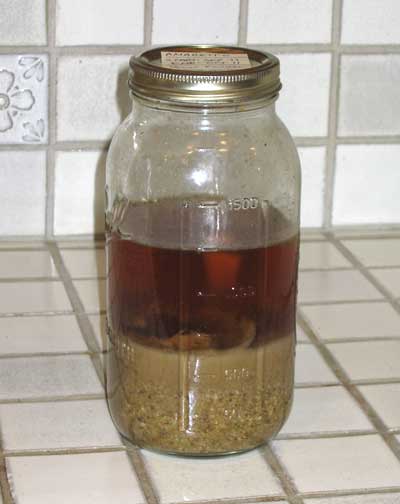 Amaretto lichior cu sambure de caise